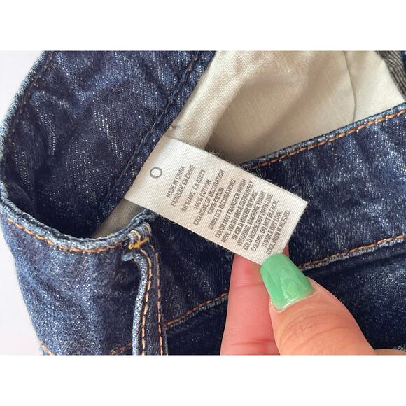 American Eagle Distressed Dark Wash Stretch Jean Shorts Women's Size 0 - Picture 5 of 5